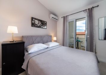 Apartments Divna - Rooms Nebo/6+1